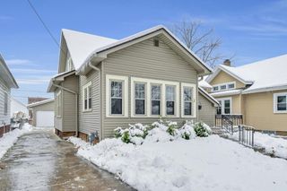 909 Augusta STREET, Racine, WI 53402