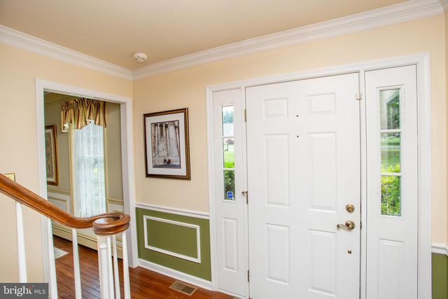 950 CAMELOT RD, Furlong, PA 18925