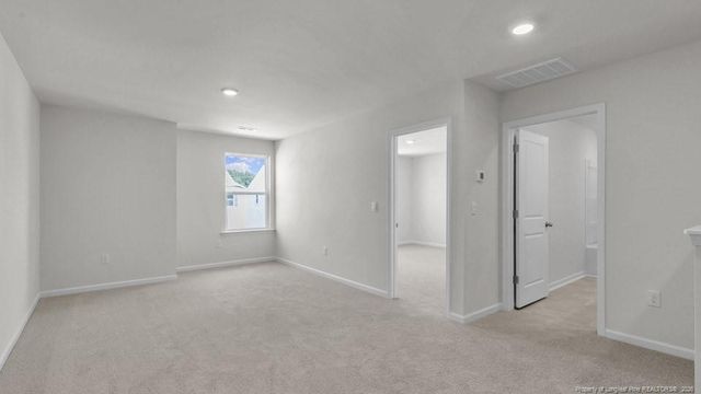 337 Hartfield Avenue, Raeford, NC 28376