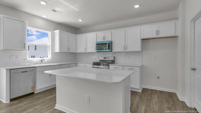 337 Hartfield Avenue, Raeford, NC 28376