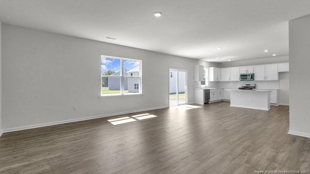 337 Hartfield Avenue, Raeford, NC 28376