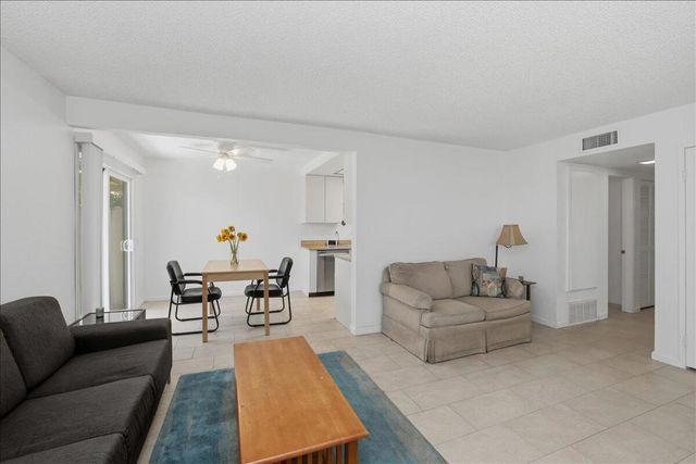2036 N Mira Vista Way, Palm Springs, CA 92262