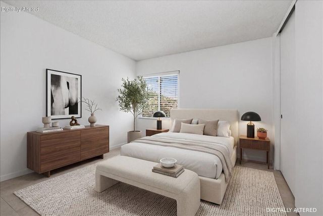 2036 N Mira Vista Way, Palm Springs, CA 92262