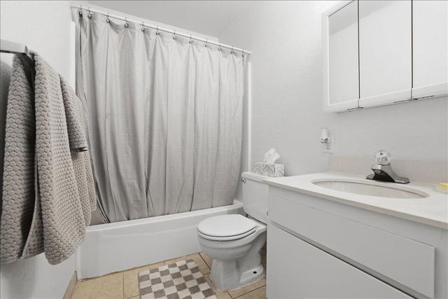 2036 N Mira Vista Way, Palm Springs, CA 92262