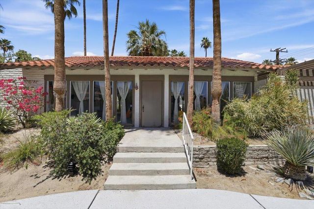 2036 N Mira Vista Way, Palm Springs, CA 92262