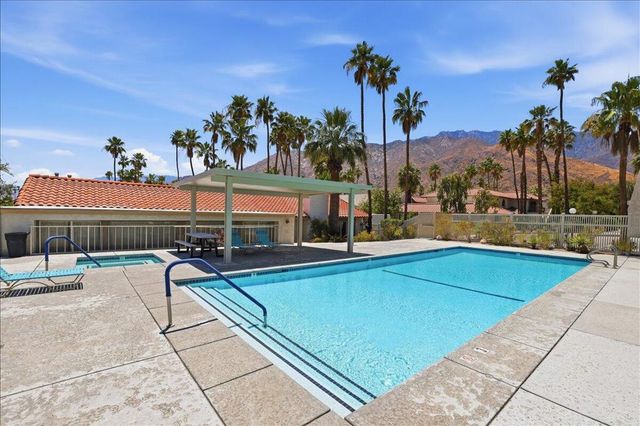 2036 N Mira Vista Way, Palm Springs, CA 92262
