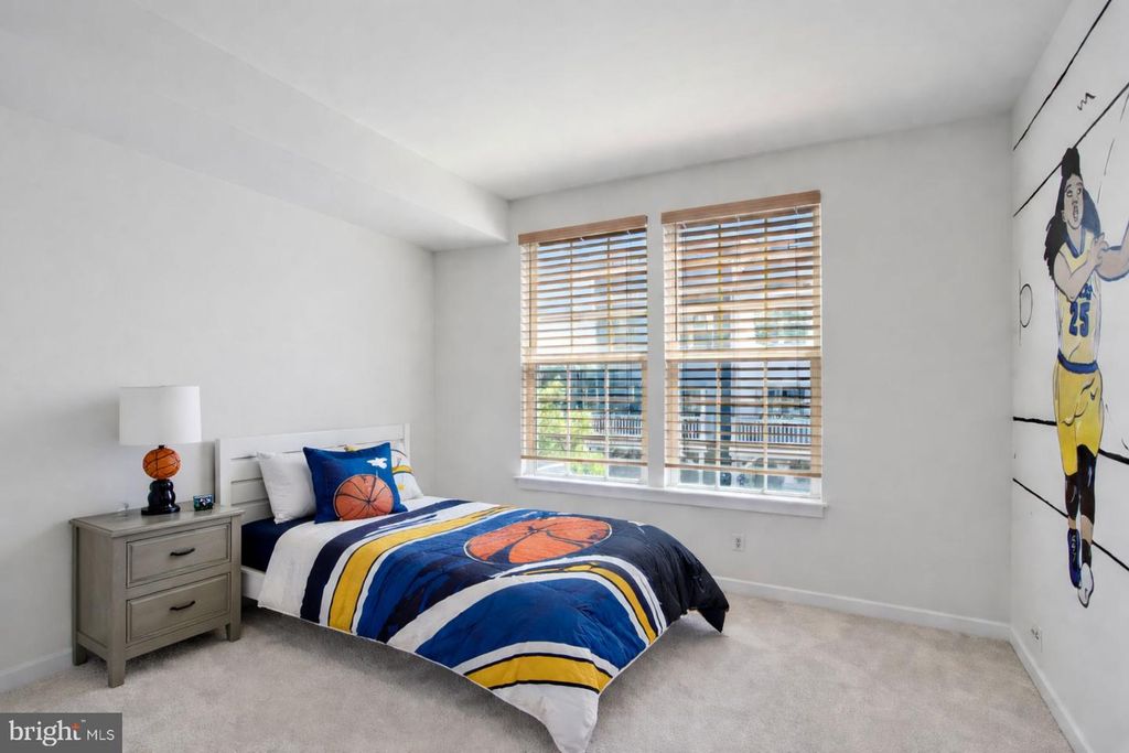 Image 11 of property listing at 14520 MATTAWOMAN DR #1400-A, Brandywine, MD 20613