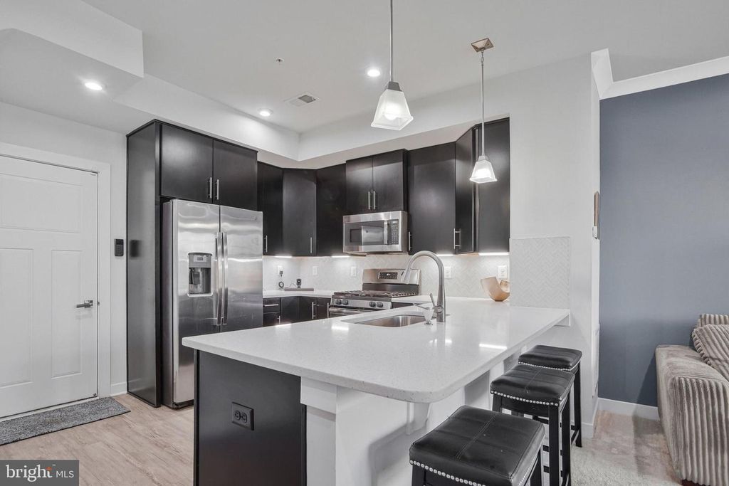 Image 2 of property listing at 14520 MATTAWOMAN DR #1400-A, Brandywine, MD 20613