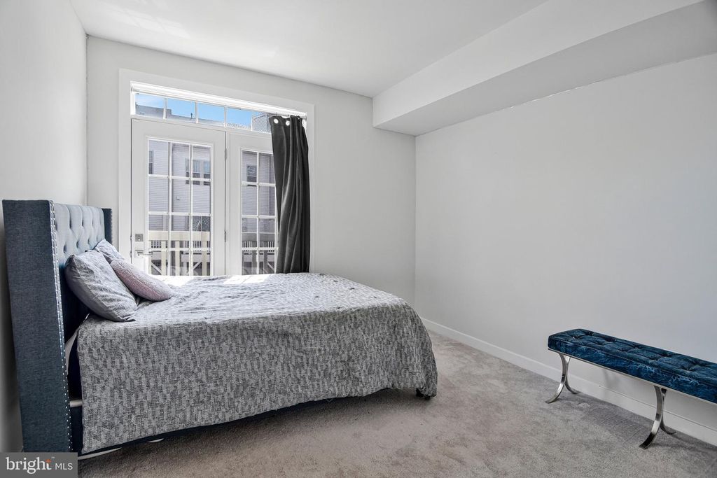 Image 9 of property listing at 14520 MATTAWOMAN DR #1400-A, Brandywine, MD 20613