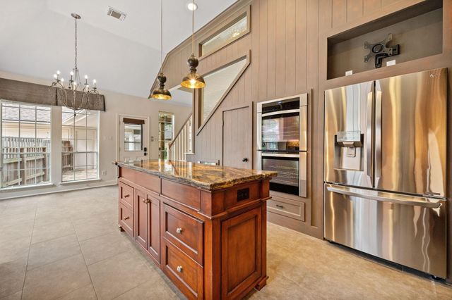 9315 Woodwind Lakes Drive, Houston, TX 77040