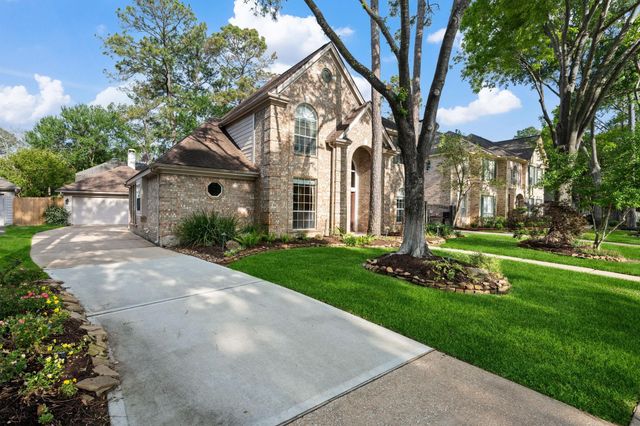 9315 Woodwind Lakes Drive, Houston, TX 77040