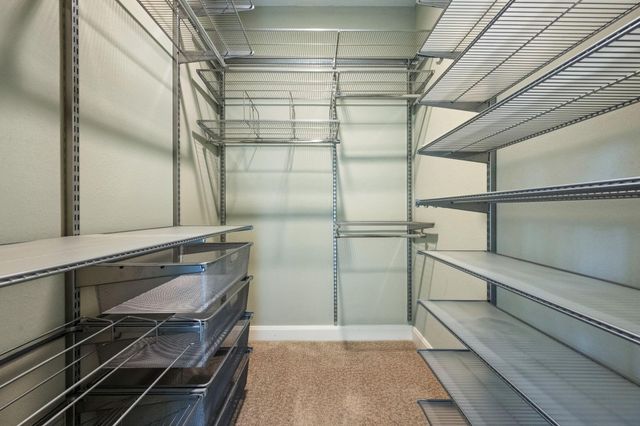 9315 Woodwind Lakes Drive, Houston, TX 77040