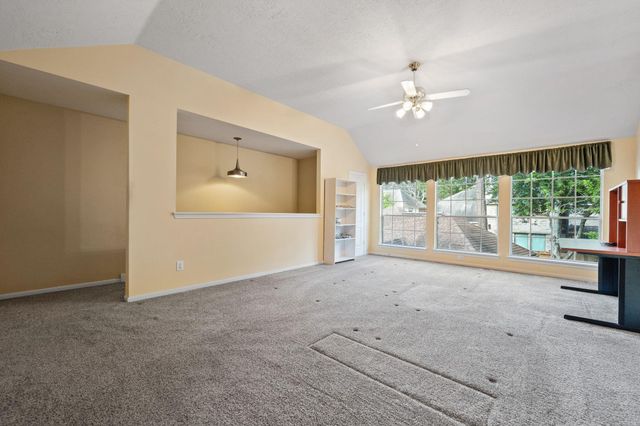 9315 Woodwind Lakes Drive, Houston, TX 77040