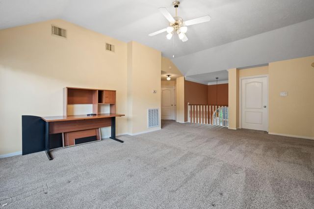 9315 Woodwind Lakes Drive, Houston, TX 77040