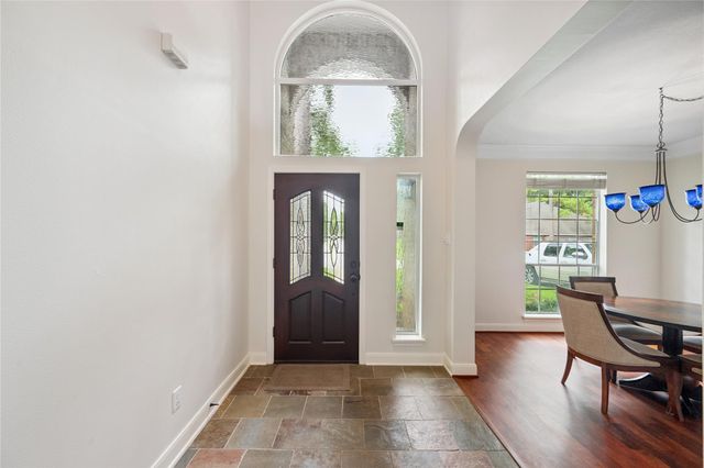 9315 Woodwind Lakes Drive, Houston, TX 77040