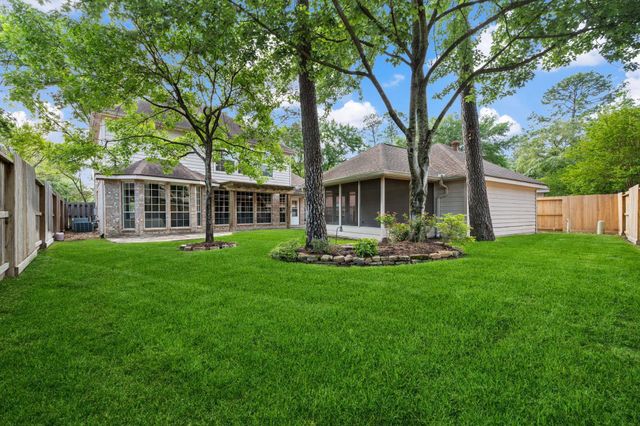 9315 Woodwind Lakes Drive, Houston, TX 77040