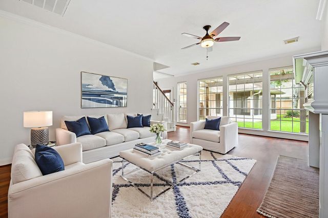 9315 Woodwind Lakes Drive, Houston, TX 77040