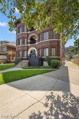 68 E E. Willis Street 4, Detroit, MI 48201