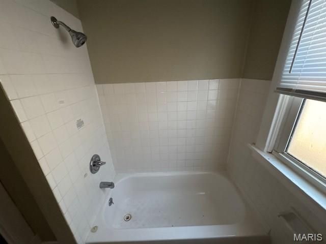 4083 Schiller Place, St Louis, MO 63116