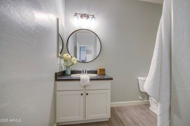 6219 W ORCHID Lane, Glendale, AZ 85302