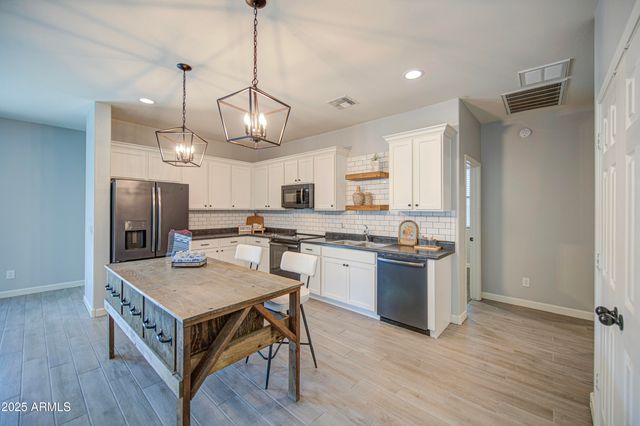 6219 W ORCHID Lane, Glendale, AZ 85302