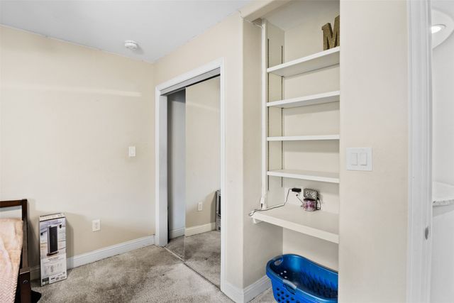 2002 W Bear Creek Road, Cedar Hill, TX 75104