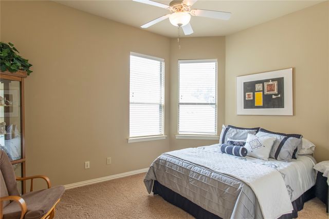 33 Glistening Pond Drive, Frisco, TX 75034