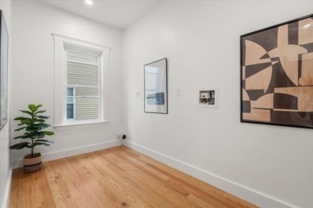 22 Charnwood Rd B, Somerville, MA 02144