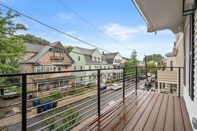 22 Charnwood Rd B, Somerville, MA 02144