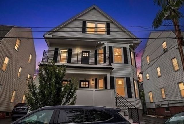 22 Charnwood Rd B, Somerville, MA 02144