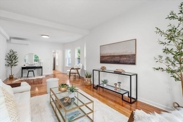 22 Charnwood Rd B, Somerville, MA 02144
