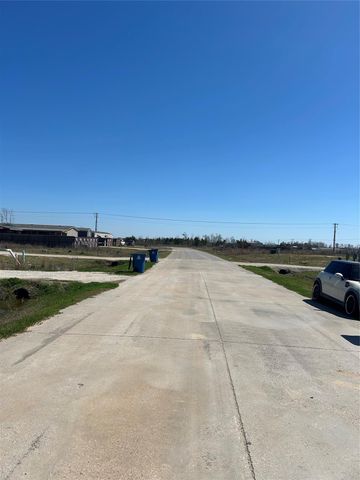 1289 Road 5720, Cleveland, TX 77327