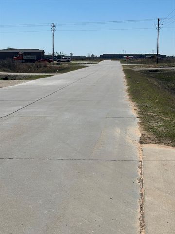 1289 Road 5720, Cleveland, TX 77327
