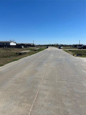 1289 Road 5720, Cleveland, TX 77327