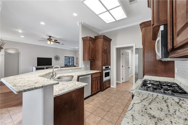 4439 Woodland Ridge Court, College Station, TX 77845