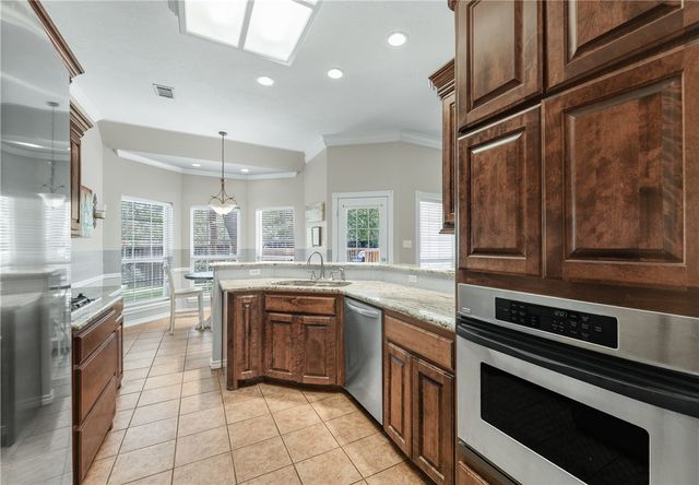 4439 Woodland Ridge Court, College Station, TX 77845