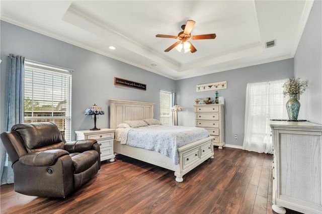 4439 Woodland Ridge Court, College Station, TX 77845