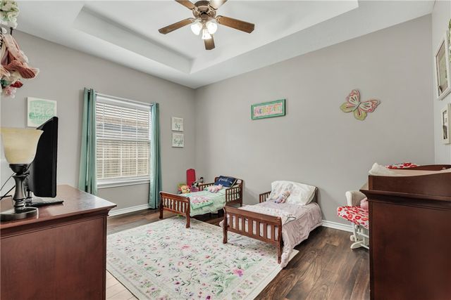 4439 Woodland Ridge Court, College Station, TX 77845