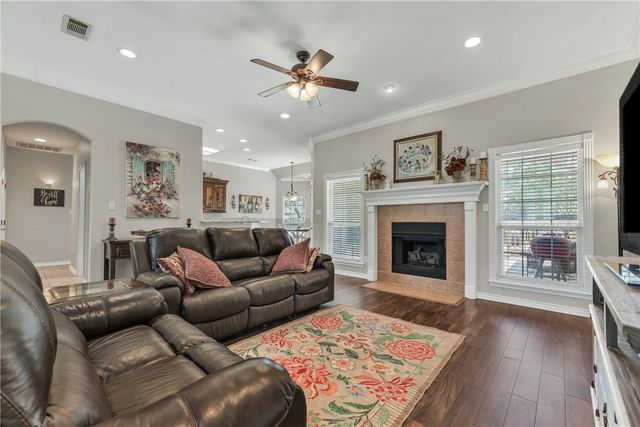 4439 Woodland Ridge Court, College Station, TX 77845
