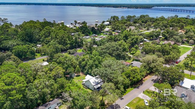 13176 5th Street, Lillian, AL 36549