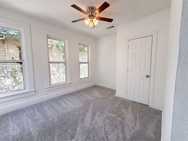1216 Bessie Street, Fort Worth, TX 76104