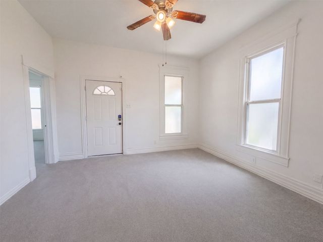 1216 Bessie Street, Fort Worth, TX 76104