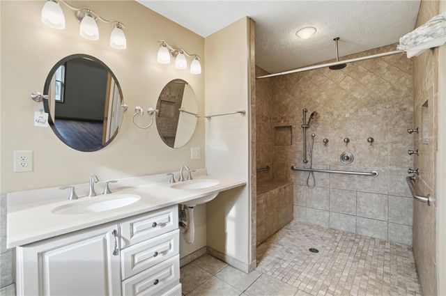 4248 Powell Road, Huber Heights, OH 45424