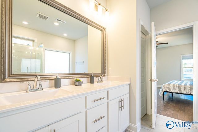 16308 Trestle Street, Huntsville, AL 35803