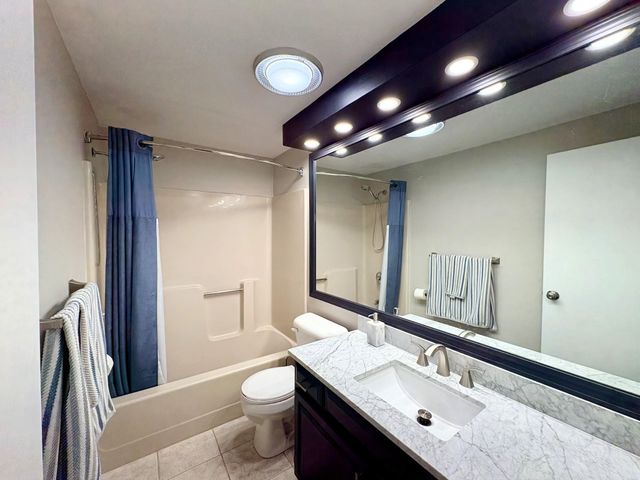 9 Bucks Hill Road, Durham, NH 03824