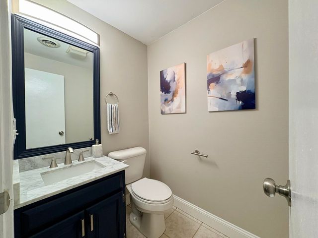 9 Bucks Hill Road, Durham, NH 03824