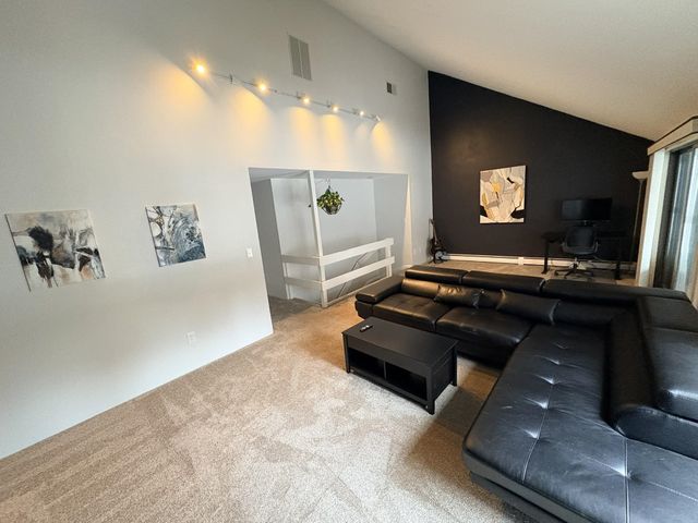 9 Bucks Hill Road, Durham, NH 03824