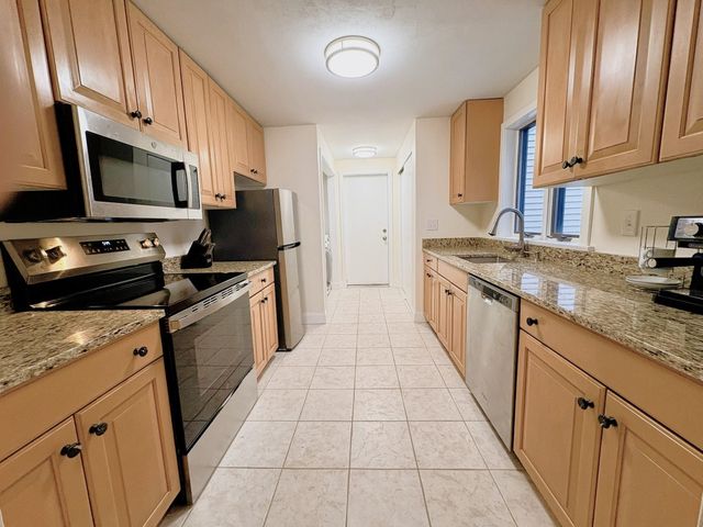 9 Bucks Hill Road, Durham, NH 03824