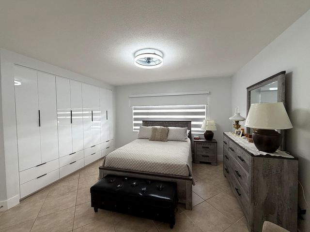 13705 SW 12TH Street 311B, Pembroke Pines, FL 33027