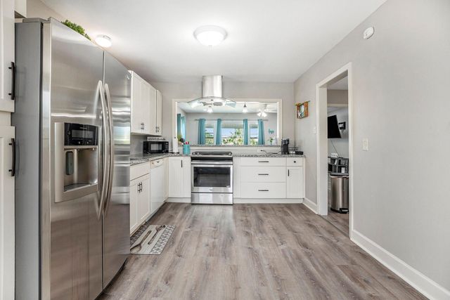 2315 67th Street, Galveston, TX 77551